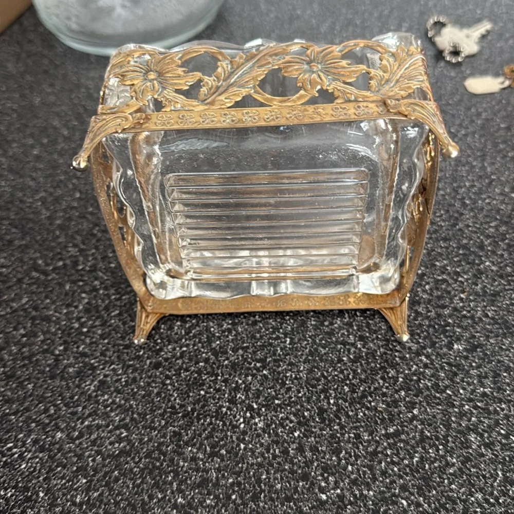 Vintage Gold Filigree  Vanity Trinket Box Jewelry Dish Footed Floral Hollywood